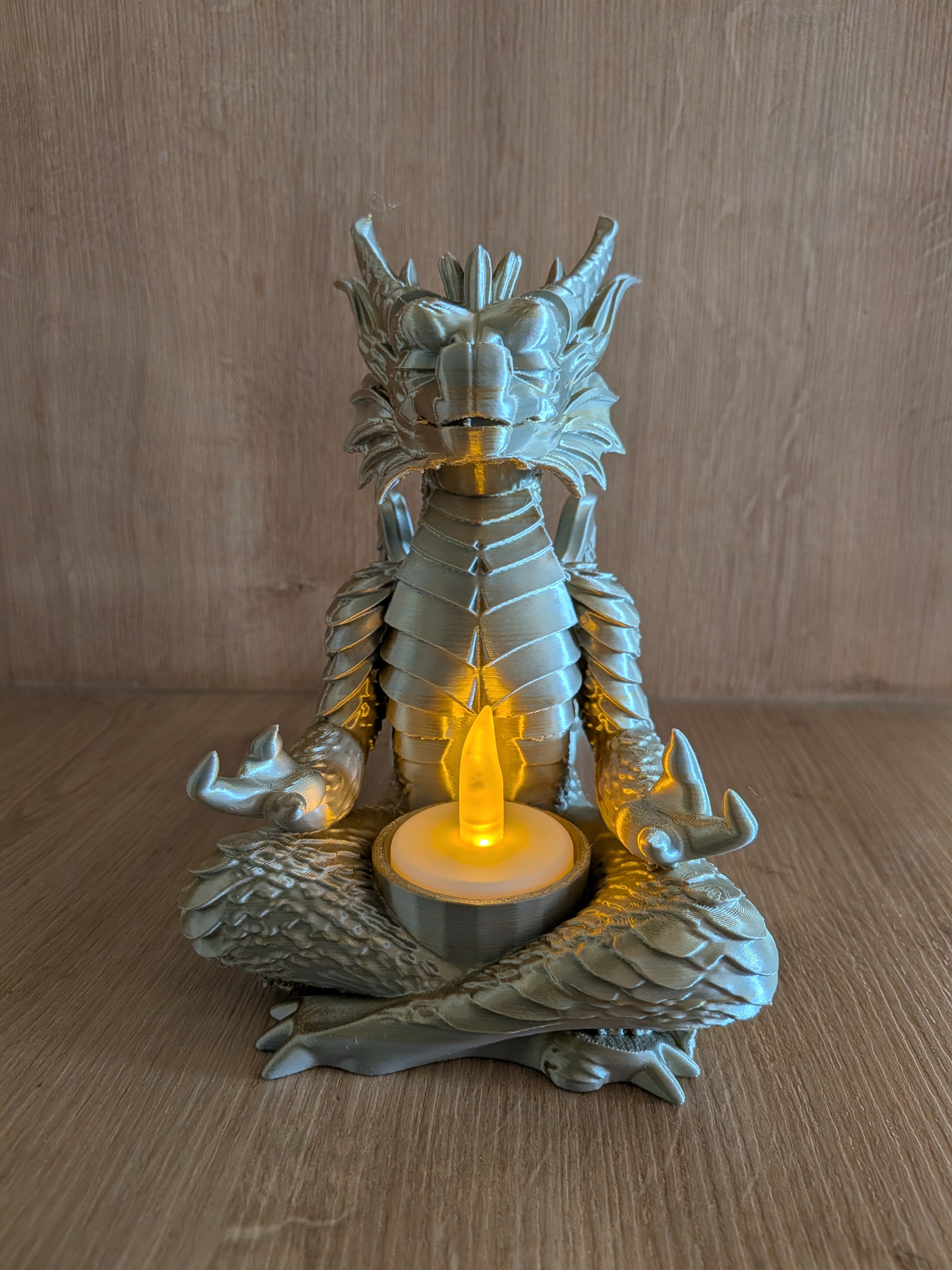 Entspannter Zen-Drache – 3D-gedruckte Deko-Figur